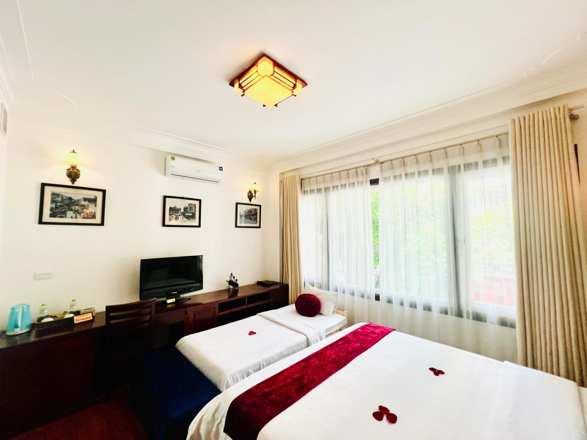 Hanoi Golden Moon Hotel & Travel Экстерьер фото