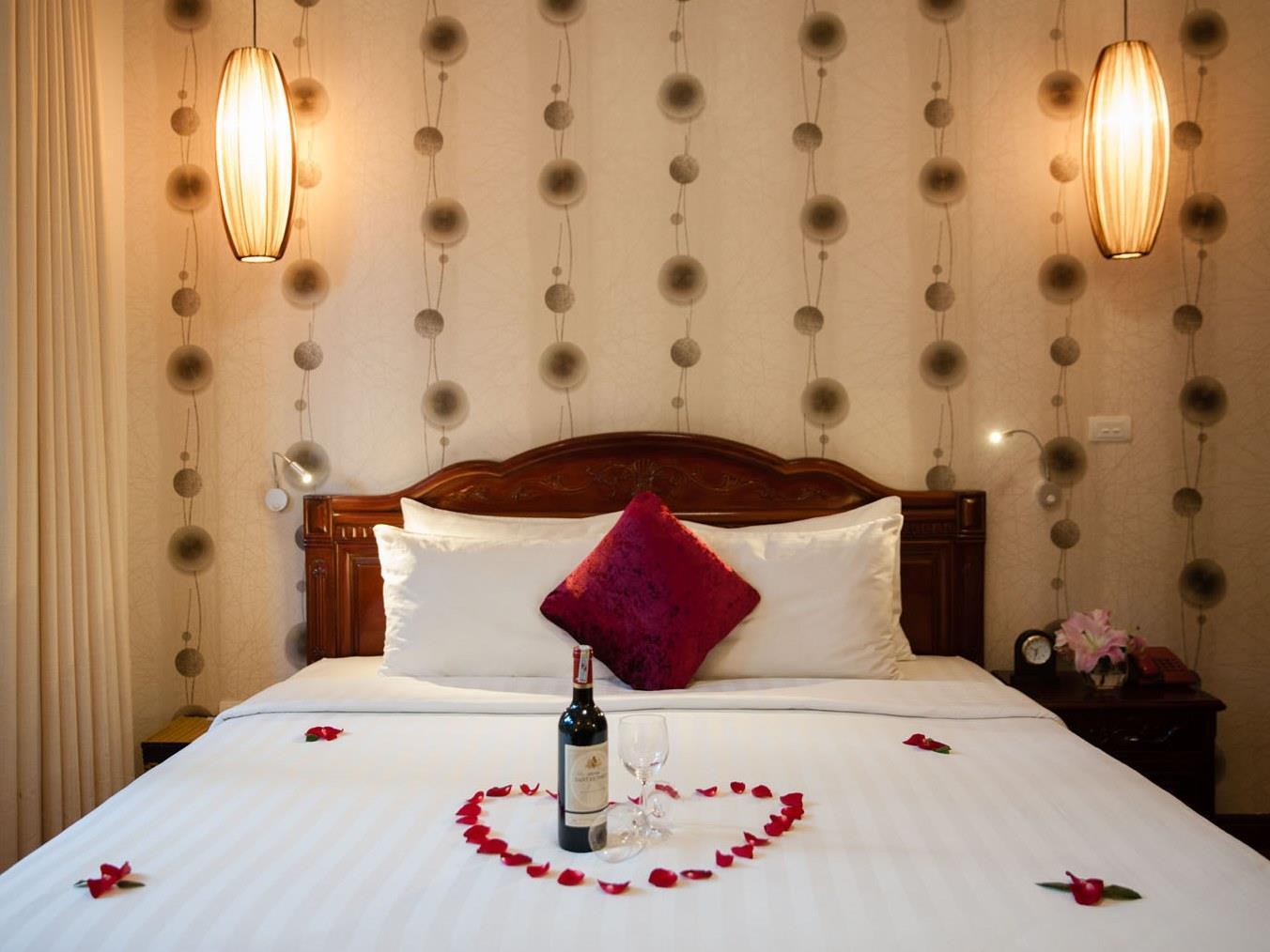 Hanoi Golden Moon Hotel & Travel Экстерьер фото